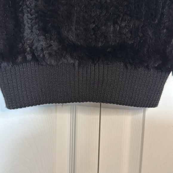 Patrizia Luca Real Fur Black Vest size S - Picture 6 of 10